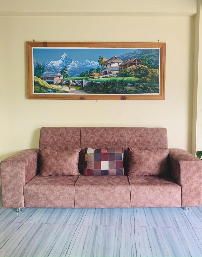 פוקהרה Hotel October Inn מראה חיצוני תמונה
