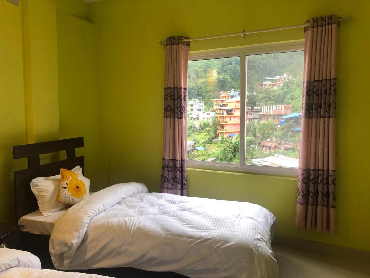 פוקהרה Hotel October Inn מראה חיצוני תמונה
